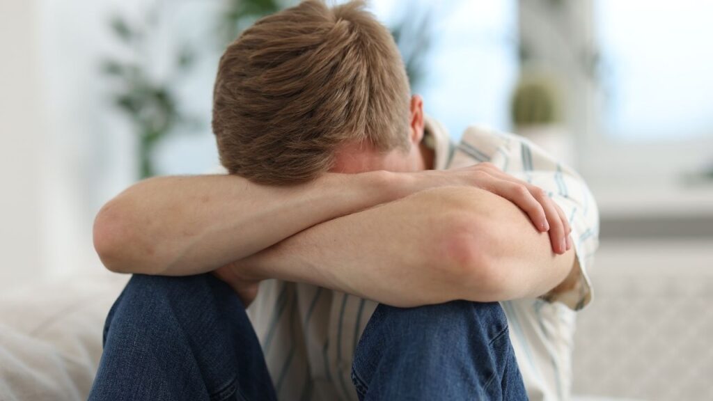 Lęk i stany napięcia: objawy, przyczyny i jak może pomóc terapia